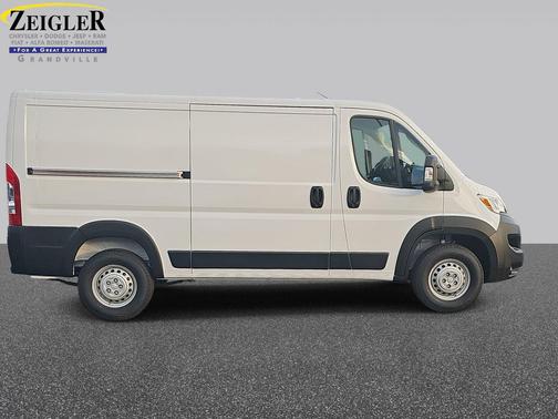 2025 RAM ProMaster 2500 Tradesman