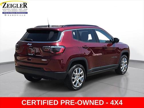 2022 Jeep Compass Latitude Lux