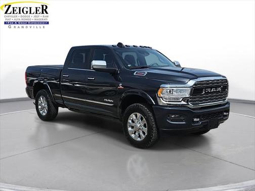 2020 RAM 3500 Limited Crew Cab 4x4 6'4' Box