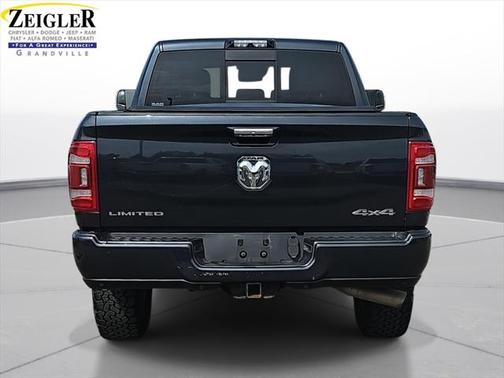 2020 RAM 3500 Limited Crew Cab 4x4 6'4' Box