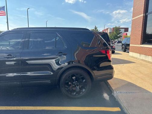 2019 Ford Explorer Sport