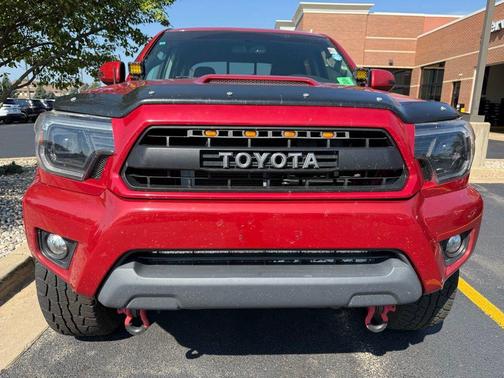 2015 Toyota Tacoma Base