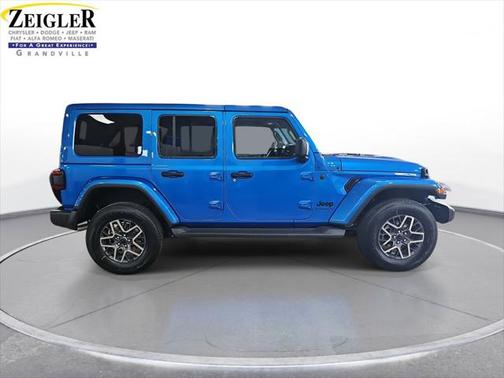 2025 Jeep Wrangler 4-Door Sahara 4x4