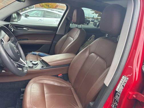 2018 Alfa Romeo Stelvio Ti