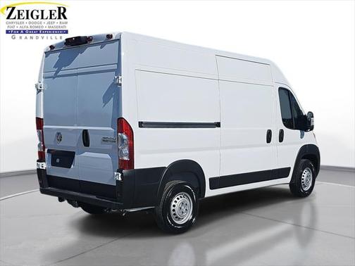 2025 RAM ProMaster 2500 Tradesman