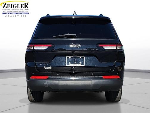 2022 Jeep Grand Cherokee L Altitude