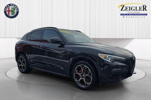 2023 Alfa Romeo Stelvio Veloce AWD