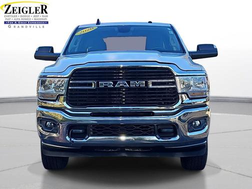 2020 RAM 2500 Big Horn Crew Cab 4X4 8' Box