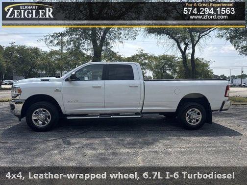 2020 RAM 2500 Big Horn Crew Cab 4X4 8' Box