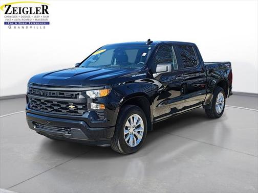 2022 Chevrolet Silverado 1500 Custom