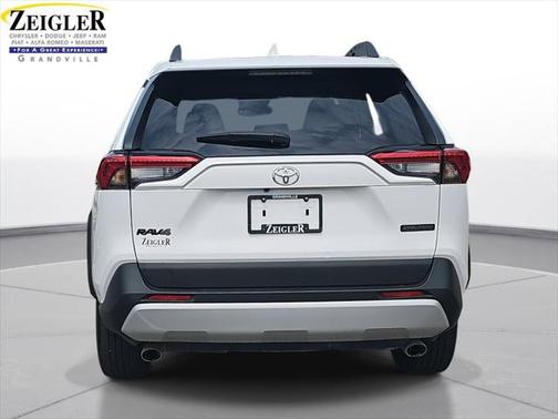 2024 Toyota RAV4 Adventure