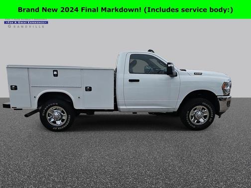 2024 RAM 2500 Tradesman Regular Cab 4x4 8' Box