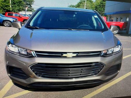 2022 Chevrolet Trax LS