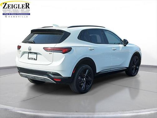 2022 Buick Envision FWD Essence