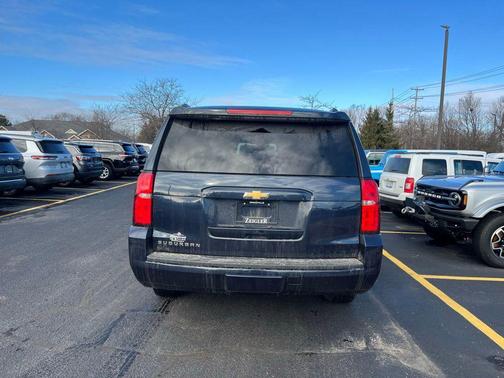 2018 Chevrolet Suburban LT