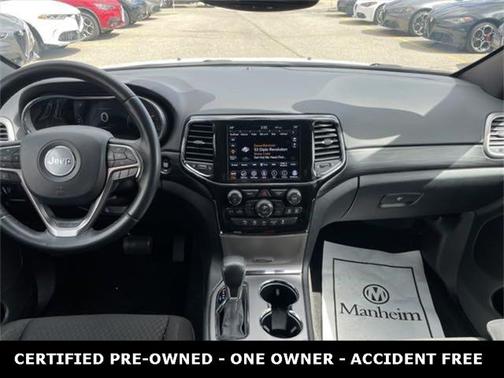 2022 Jeep Grand Cherokee Laredo