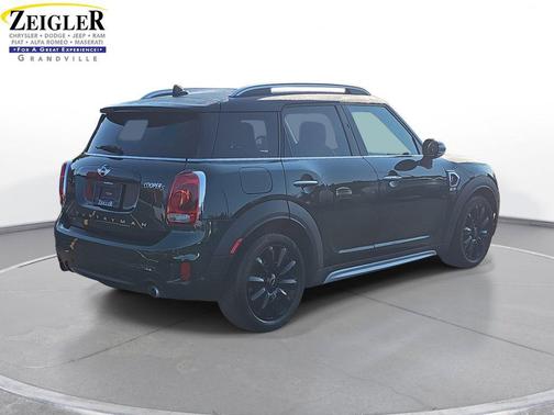 2018 MINI Countryman Cooper S
