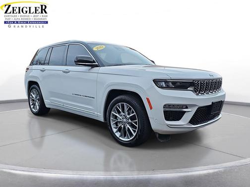 2022 Jeep Grand Cherokee Summit