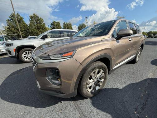 2019 Hyundai SANTA FE SE 2.4