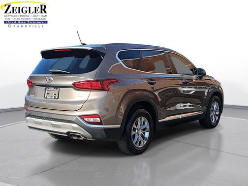 2019 Hyundai SANTA FE SE 2.4