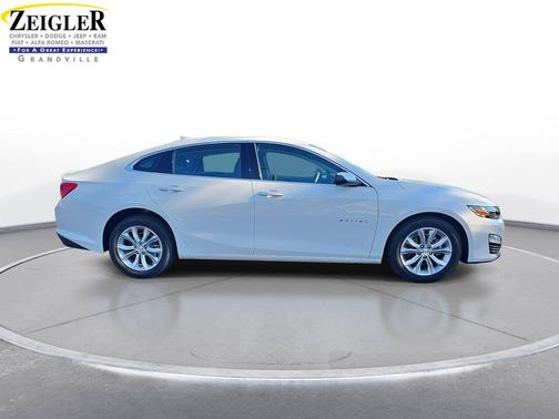 2025 Chevrolet Malibu FWD 1LT