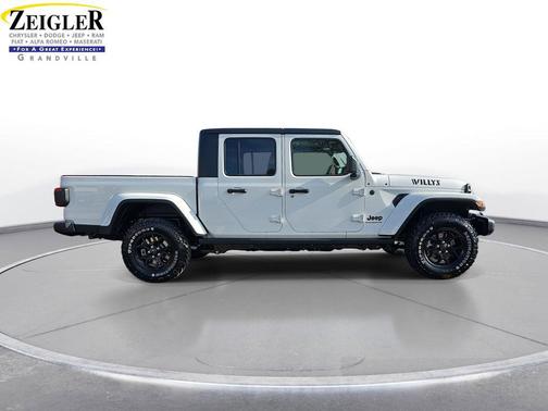 2026 Jeep Gladiator Willys 4x4