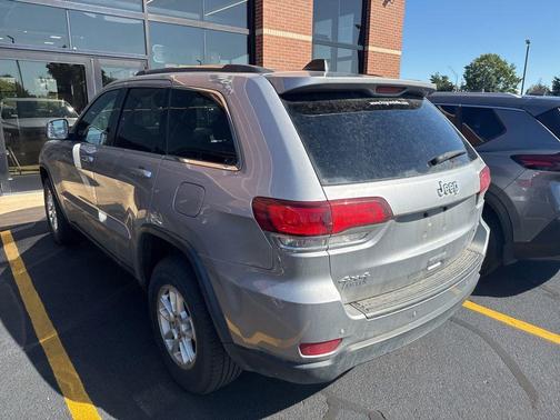 2020 Jeep Grand Cherokee Laredo