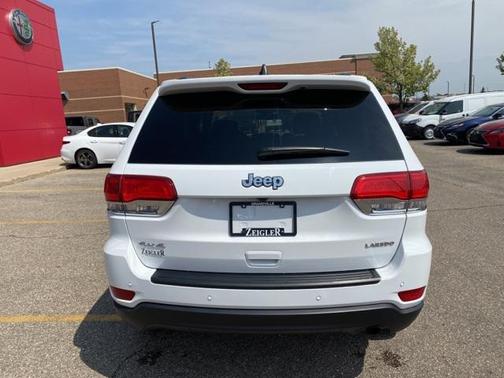 2019 Jeep Grand Cherokee Laredo
