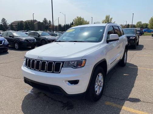 2019 Jeep Grand Cherokee Laredo