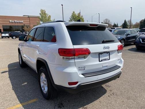 2019 Jeep Grand Cherokee Laredo