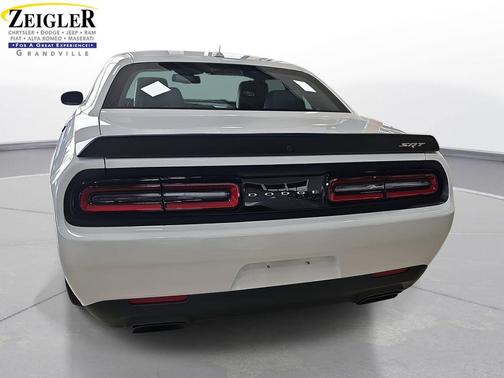 2015 Dodge Challenger SRT Hellcat