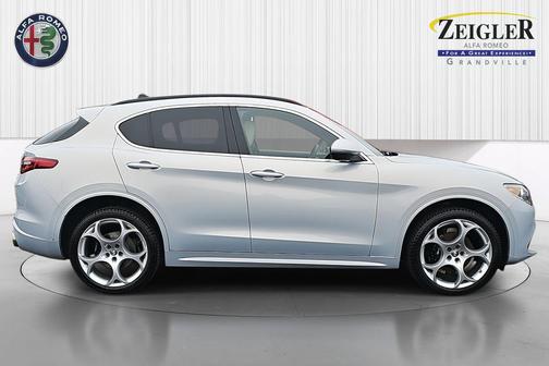 2023 Alfa Romeo Stelvio Ti Lusso