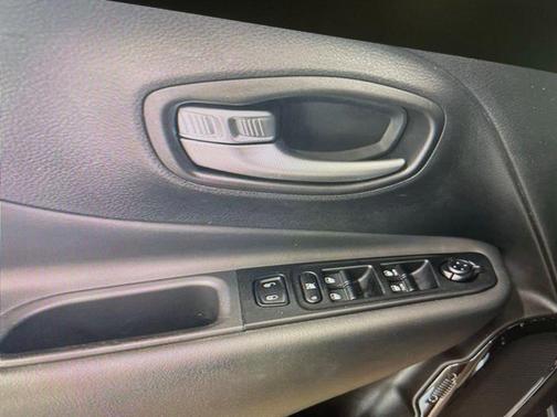 2022 Jeep Renegade Altitude