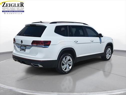 2022 Volkswagen Atlas 3.6L SE w/Technology