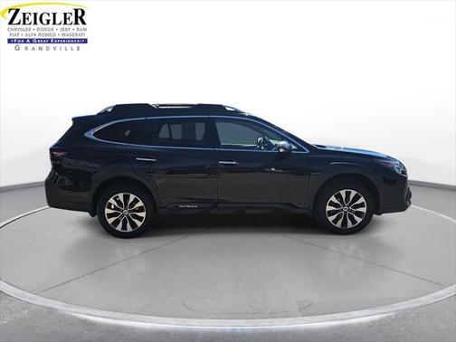 2023 Subaru Outback Touring