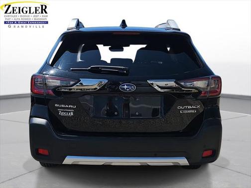 2023 Subaru Outback Touring