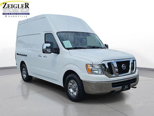 2020 Nissan NV Cargo NV3500 HD S V8
