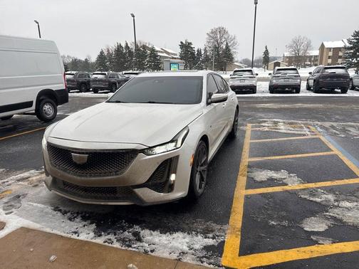 2022 Cadillac CT5 Sport