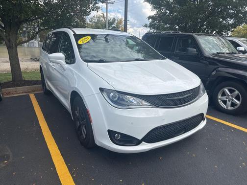 2020 Chrysler Pacifica L