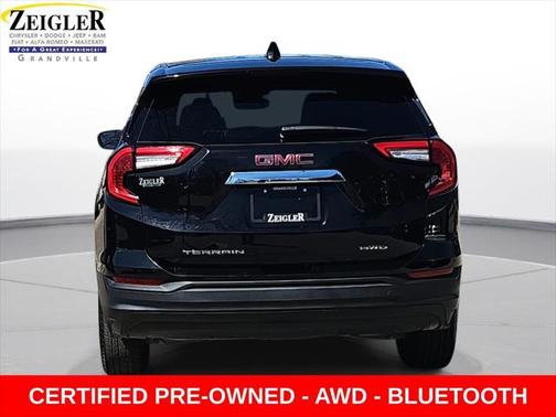 2024 GMC Terrain SLE