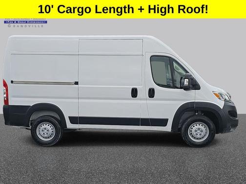 2025 RAM ProMaster 2500 Tradesman