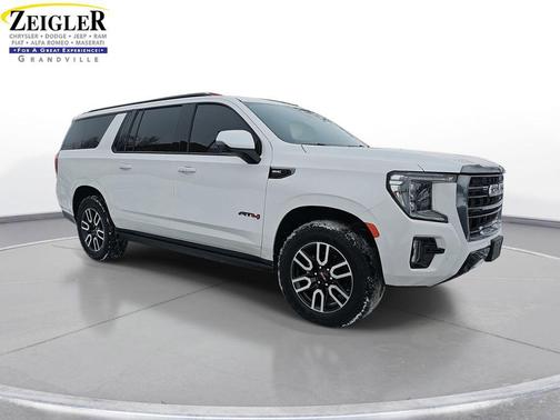 2024 GMC Yukon XL 4WD AT4