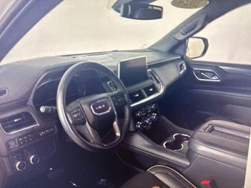 2024 GMC Yukon XL 4WD AT4