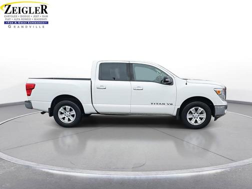 2018 Nissan Titan SV