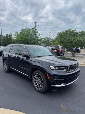 2023 Jeep Grand Cherokee L Summit Reserve