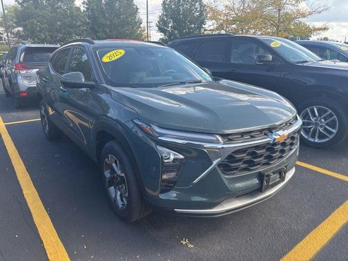 2025 Chevrolet Trax LT