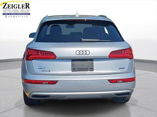 2020 Audi Q5 45 Premium Plus