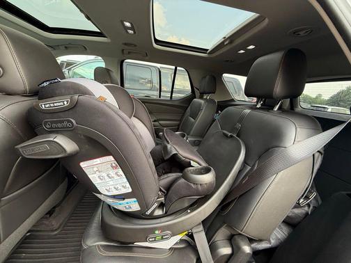 2020 Chevrolet Traverse RS