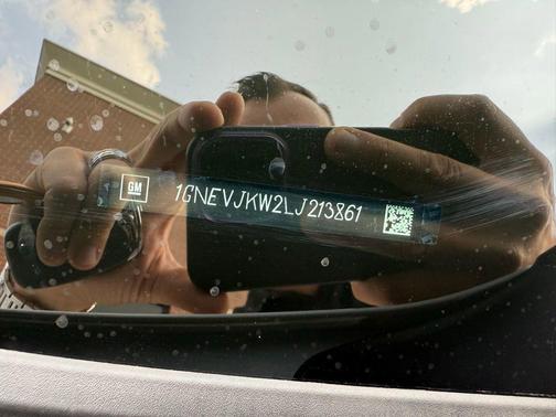 2020 Chevrolet Traverse RS