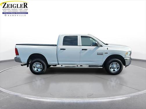 2018 RAM 2500 Tradesman Crew Cab 4x4 6'4' Box